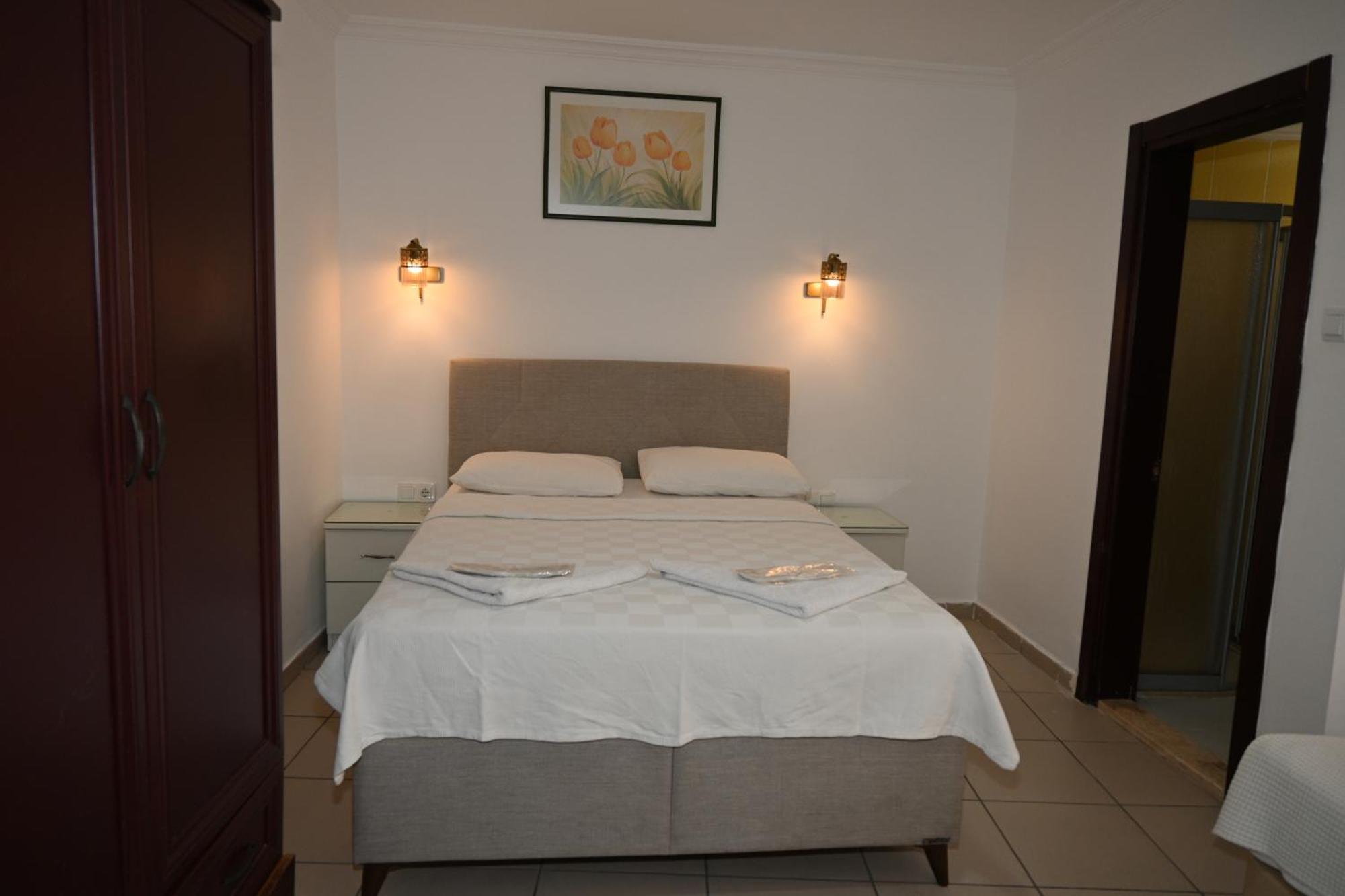 Melis Pansiyon Bodrum Exterior foto