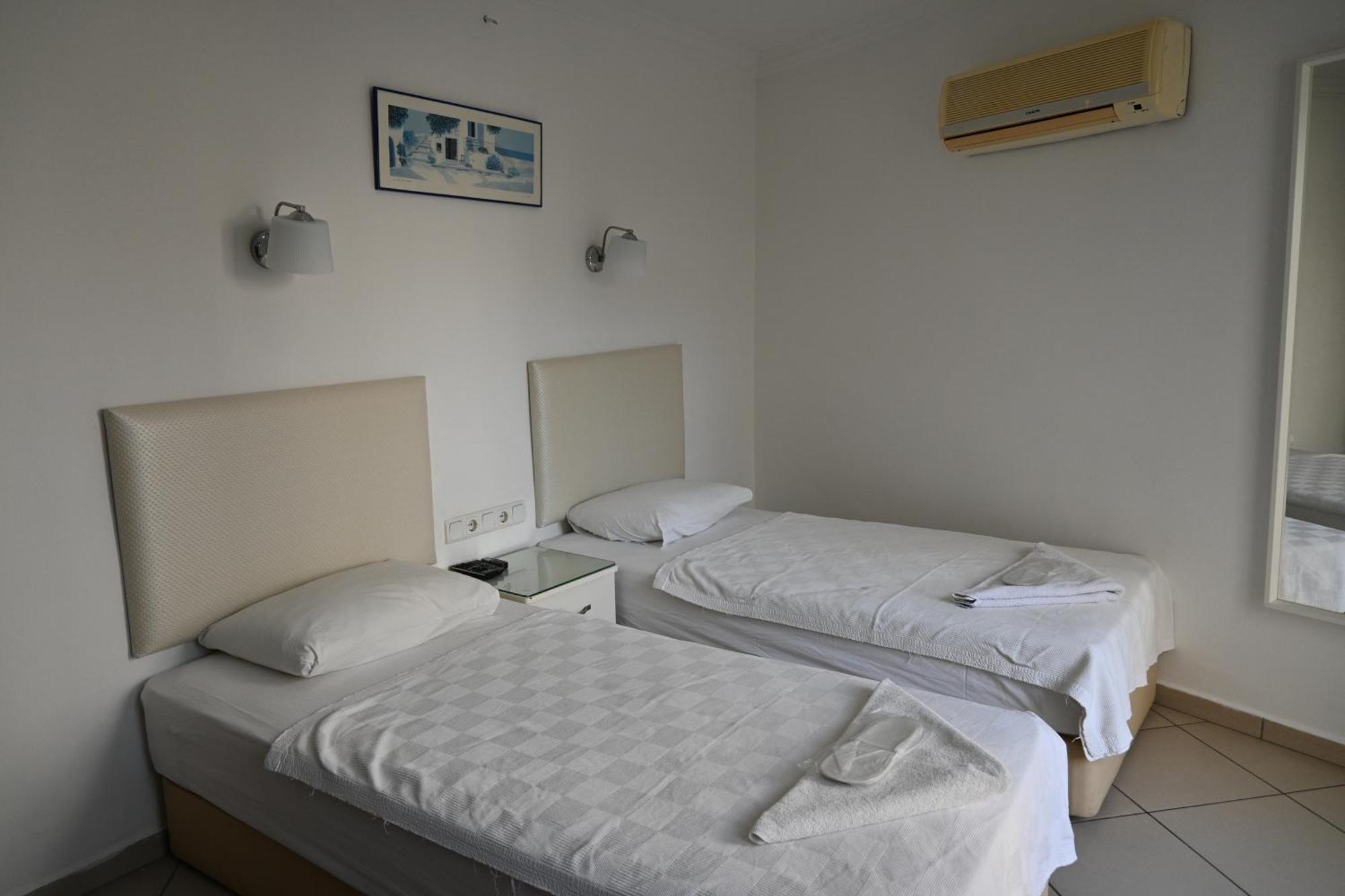 Melis Pansiyon Bodrum Exterior foto